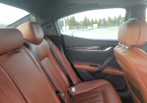 Maserati Ghibli cena 147000 przebieg: 72000, rok produkcji 2014 z Czarna Woda małe 137